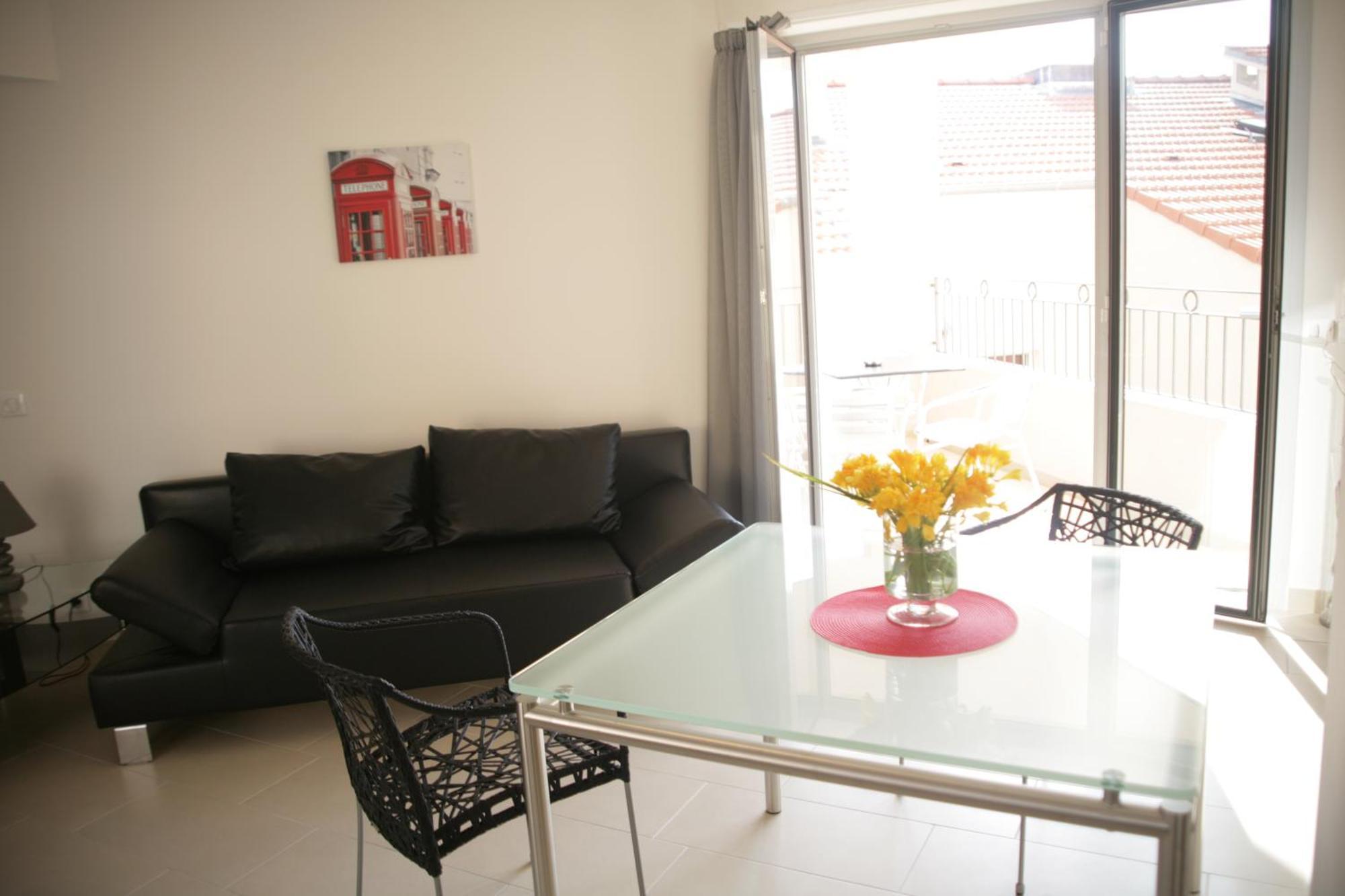Le Vieux Port Apartments Cannes Phòng bức ảnh